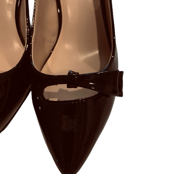 NWB Bandolina Patent Leather Sling Back Heels - Picture 3 of 4